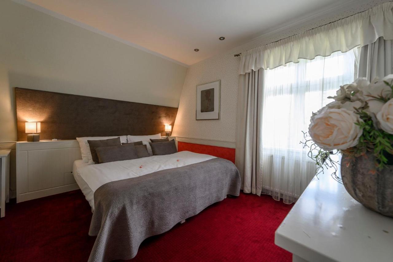 Hotel Zelena Marina 弗尔赫拉比 外观 照片