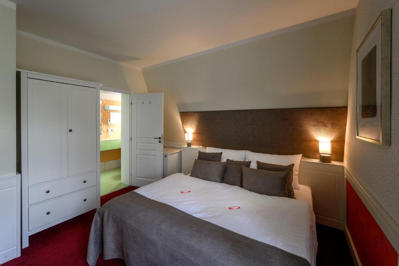 Hotel Zelena Marina 弗尔赫拉比 外观 照片