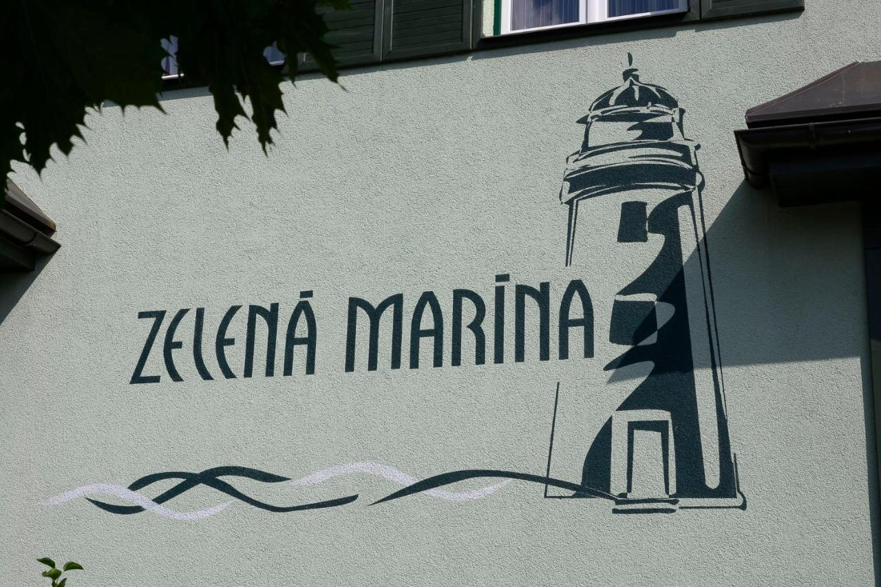Hotel Zelena Marina 弗尔赫拉比 外观 照片